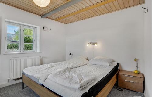 Gallery image of 6 Bedroom Cozy Home In Dannemare in Dannemare