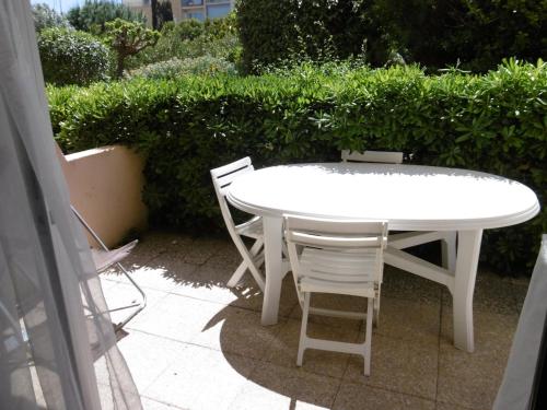 Gruissan Sud: T2, 5 Pers, Terrasse, Parking privé, 500m Des Services, Plage à 2.5km - FR-1-796-5