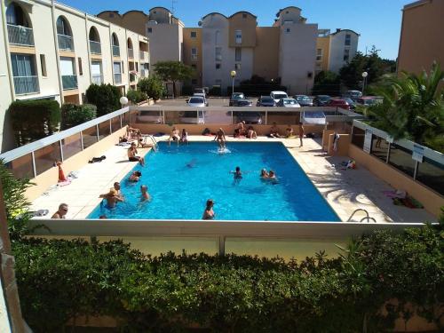 Gruissan: T2 avec Piscine, Internet, Parking, Proche Plage et Commerces - FR-1-796-10