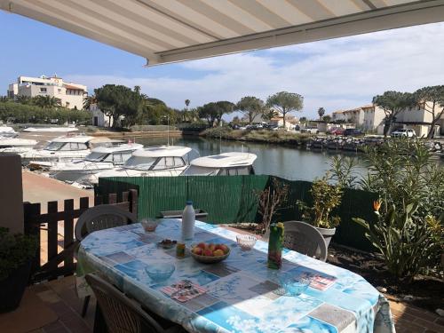 Studio Alcôve 4 Pers RDC avec Parking Privé et Animaux admis à Saint-Cyprien - FR-1-793-24