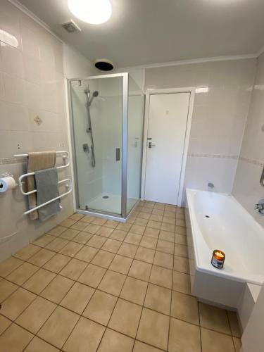 Koupelna v ubytování CBD Budget room