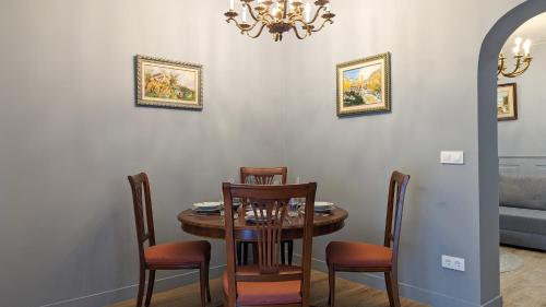 MAYOR old town apartment