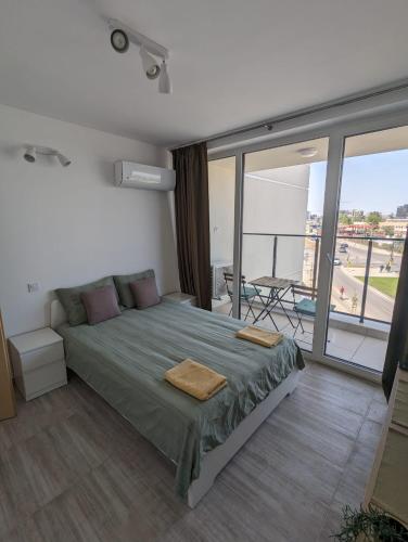 Reina Apartment- next to Sofia zoo and close to Mall Paradise
