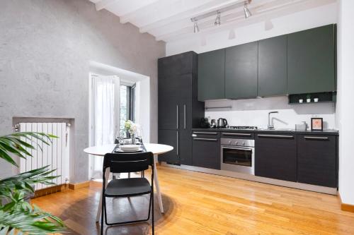 Easylife - Milano - Monti 32 - Castello Sforzesco