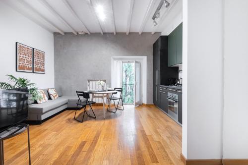 Easylife - Milano - Monti 32 - Castello Sforzesco