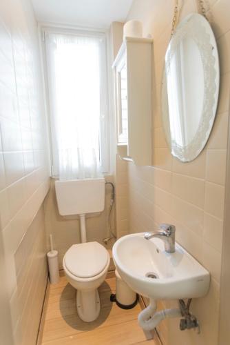 Φωτογραφία από το άλμπουμ του Lovely Villa 3 min from the beach στη Χανιώτη