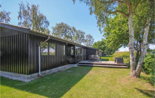 Jardín al aire libre en 3 Bedroom Lovely Home In Samsø