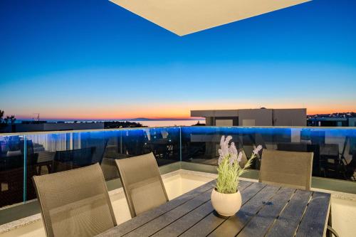 En balkon eller terrasse på Villa Marimela luxury apartments