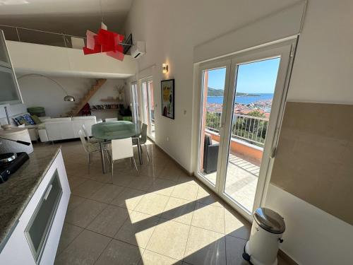Kuchyň nebo kuchyňský kout v ubytování Apartment Visum