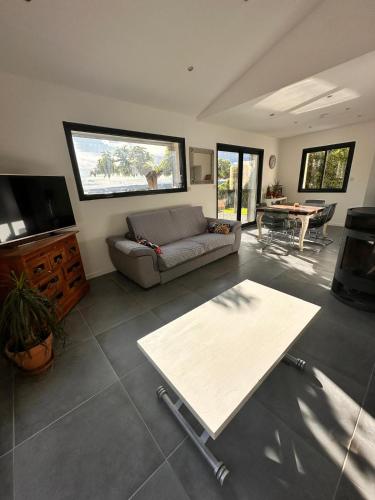 Photo de la galerie de l'établissement L'hélianthe en Provence, à Velaux