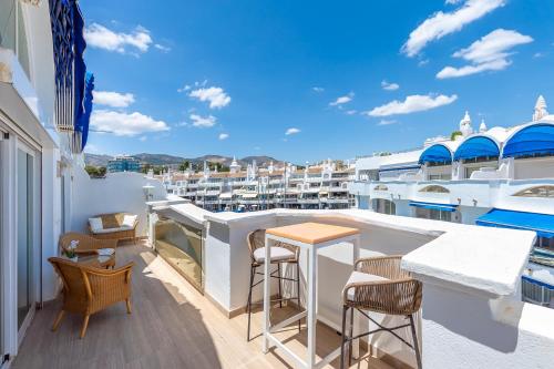 Atico dentro de la Isla Puerto Marina - Holiday Rentals Apartment
