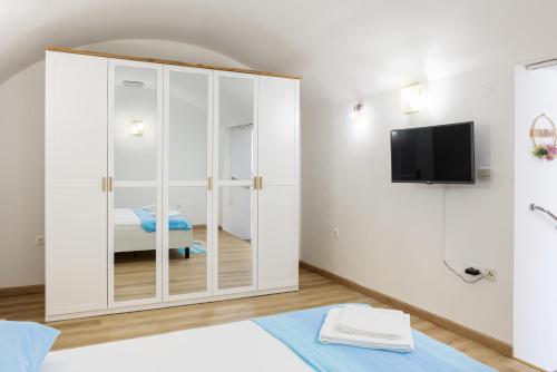 Beach Apartment Francesko near Old Town, no steps