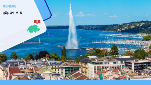 a view of a city with a fountain in the water at Terracotta Home-by So'SerenityHome-balcon in Cluses