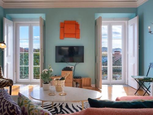 GuestReady - Elegant River View Duplex in Belem