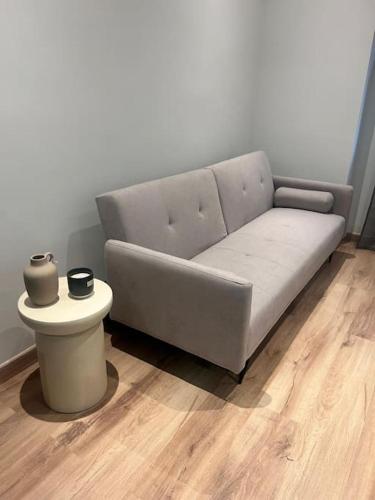 Coqueto apartamento cerca del casco Viejo con garaje gratis