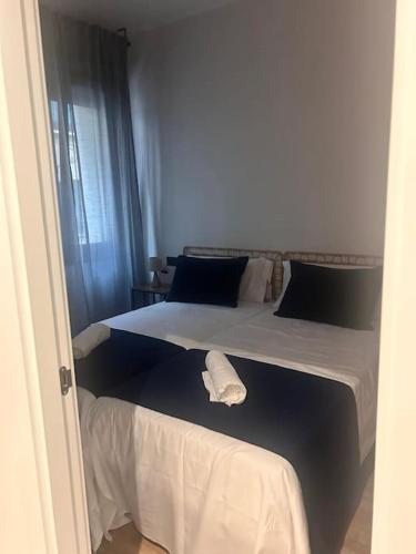 Coqueto apartamento cerca del casco Viejo con garaje gratis