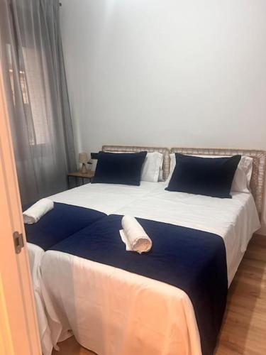 Coqueto apartamento cerca del casco Viejo con garaje gratis