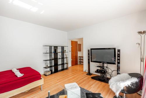 GuestReady - Airy Studio with Courtyard View
