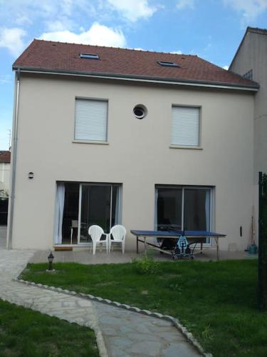 Photo de la galerie de l'établissement Grande Maison proche de centre de Paris, à Maisons-Alfort