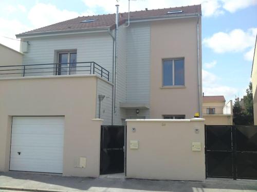 Grande Maison proche de centre de Paris