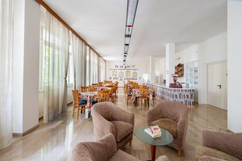Posezení v ubytování Hotel Sayonara