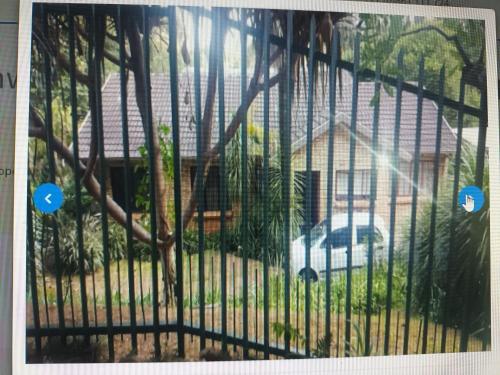 Taman di luar Luxury in Pietermaritzburg