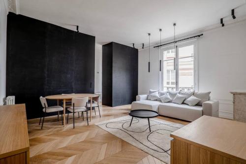 GoodGuest- Luxe Stade Tour Eiffel 2BDR