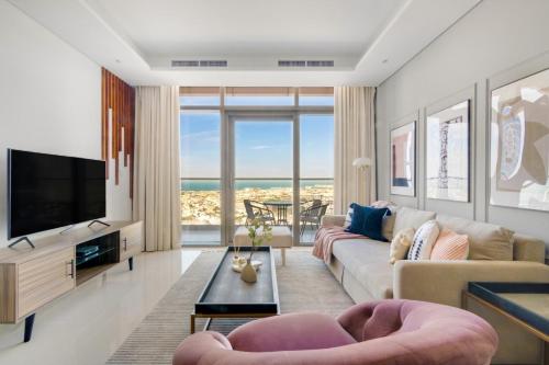 GuestReady – Stunning Views from Paramount