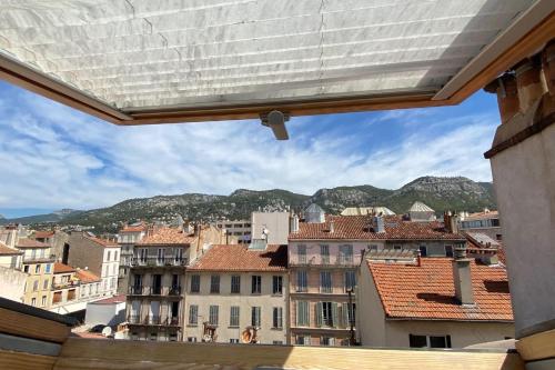 Cozy apartment close to the sea