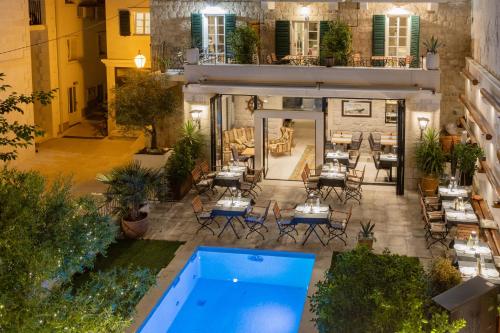 Casa Columba - Adults Only 4 Star Boutique Hotel with Outdoor Pool & Private Garden photo 2