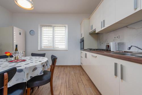 Gambar di galeri bagi Apartment Maggi di Preko