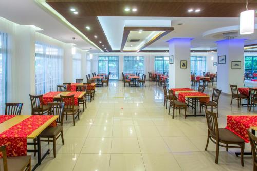 Φωτογραφία από το άλμπουμ του Club Mirabell hotel σε Elikesik