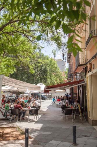 Fantástico ático 2 hab gran terraza Sevilla/Triana