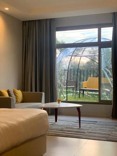 The Ray Hotel and Studiosにあるベッド