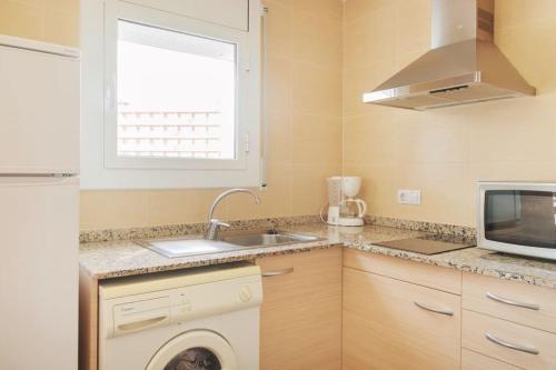 APARTAMENTOS AQUARIUM - 41 - TERRAZA 45 m2 AL LADO PLAYA