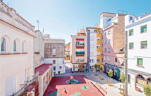 2 Bedroom Cozy Apartment In Blanes