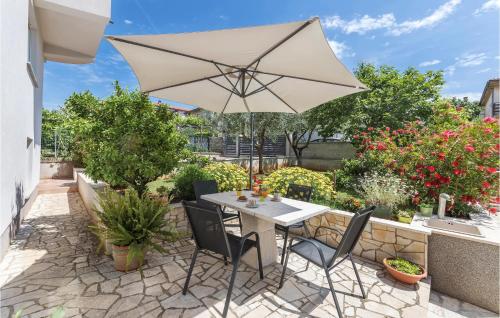 Beautiful Apartment In Pula With Wifi