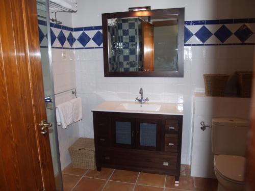 Ένα μπάνιο στο Casa Rural El Cuartel