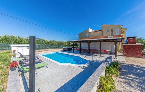 Amazing Apartment In Kastel Novi