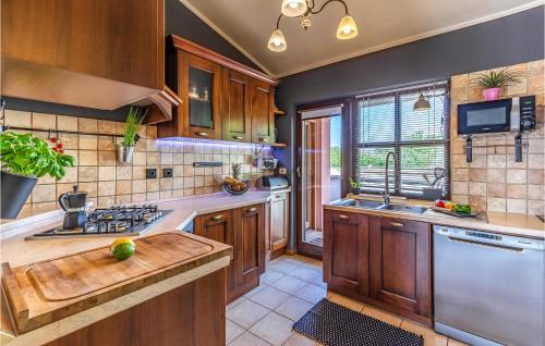 Holiday Home Biskupija Bb Cr