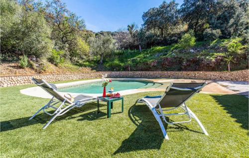 The swimming pool at or close to 3 Bedroom Amazing Home In El Gastor
