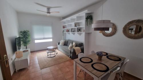 Χώρος καθιστικού στο Apartamento 50 m playa preciosa