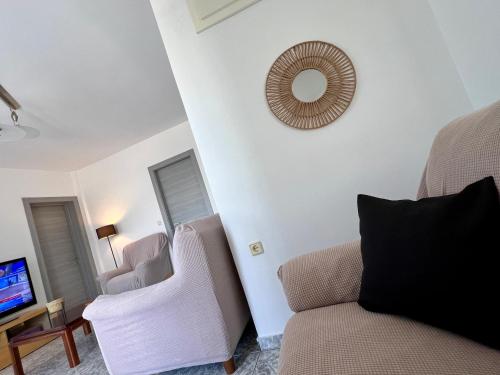 Televisyen dan/atau pusat hiburan di No9 Sea View & BBQ Flat