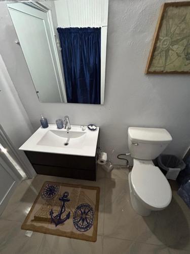 Ένα μπάνιο στο Casita Sonia Del Mar at Playita Salinas