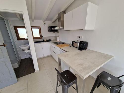 Superbe studio 150m plage Santa Giulia