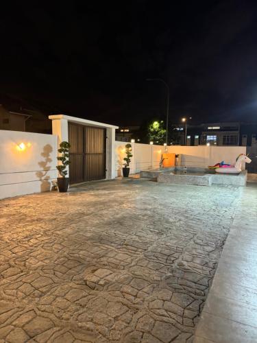 Gambar di galeri bagi Homestay Pool Villa Andora di Pelabuhan Kelang