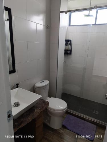 Koupelna v ubytování Casa El Roble paipa
