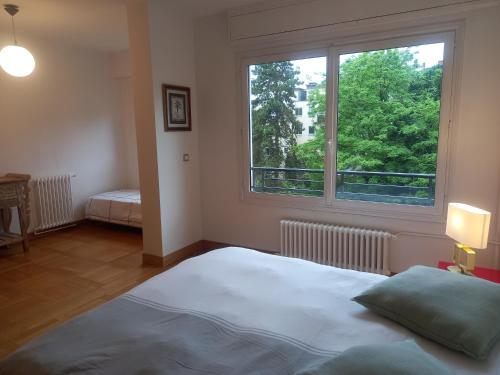 Φωτογραφία από το άλμπουμ του superbe appartement 120m2 Paris - Neuilly sur seine στοε Neuilly-sur-Seine