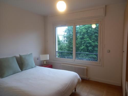 Φωτογραφία από το άλμπουμ του superbe appartement 120m2 Paris - Neuilly sur seine στοε Neuilly-sur-Seine