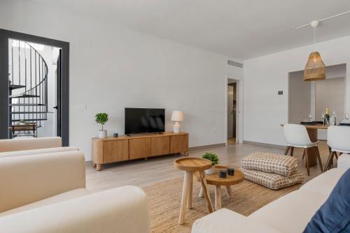 Sunny Terrace Penthouse